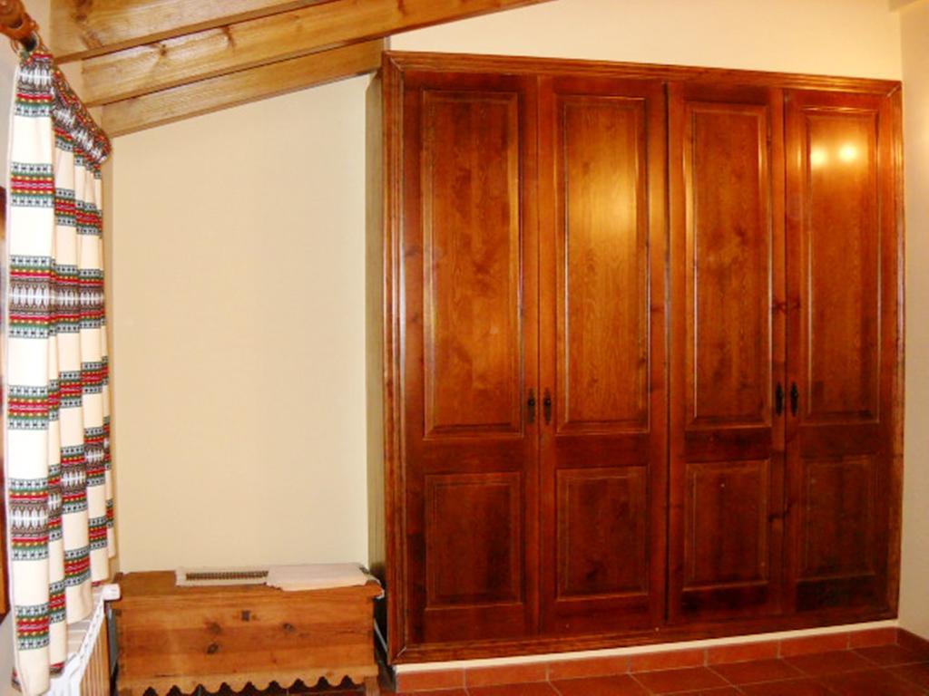 Casestonet Forcall Room photo