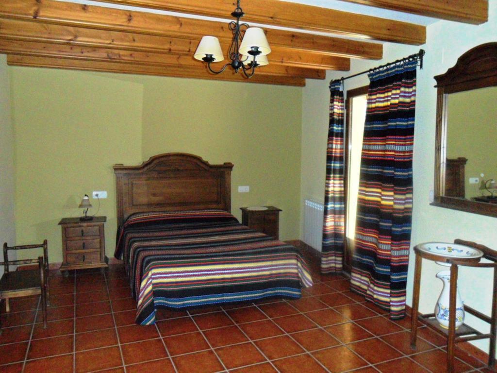 Casestonet Forcall Room photo